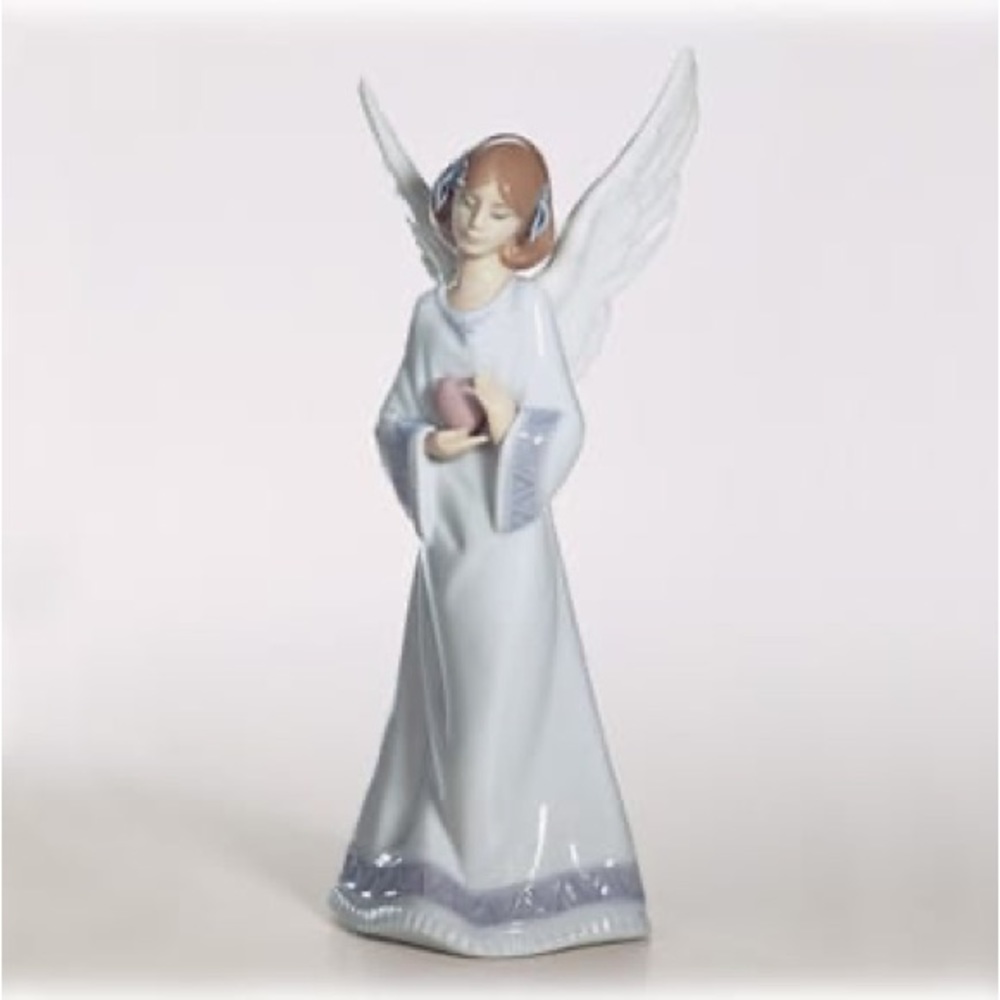 Lladró Joy in my heart angel Christmas tree topper